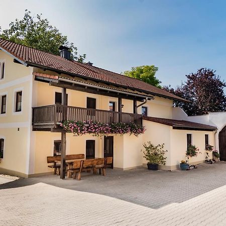 Ferienhaus Schmiedehof Hitzing ภายนอก รูปภาพ