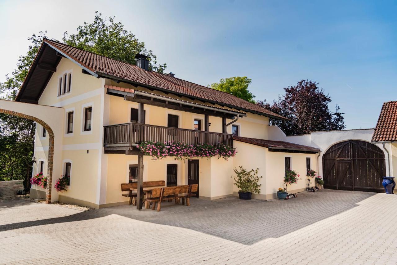 Ferienhaus Schmiedehof Hitzing ภายนอก รูปภาพ
