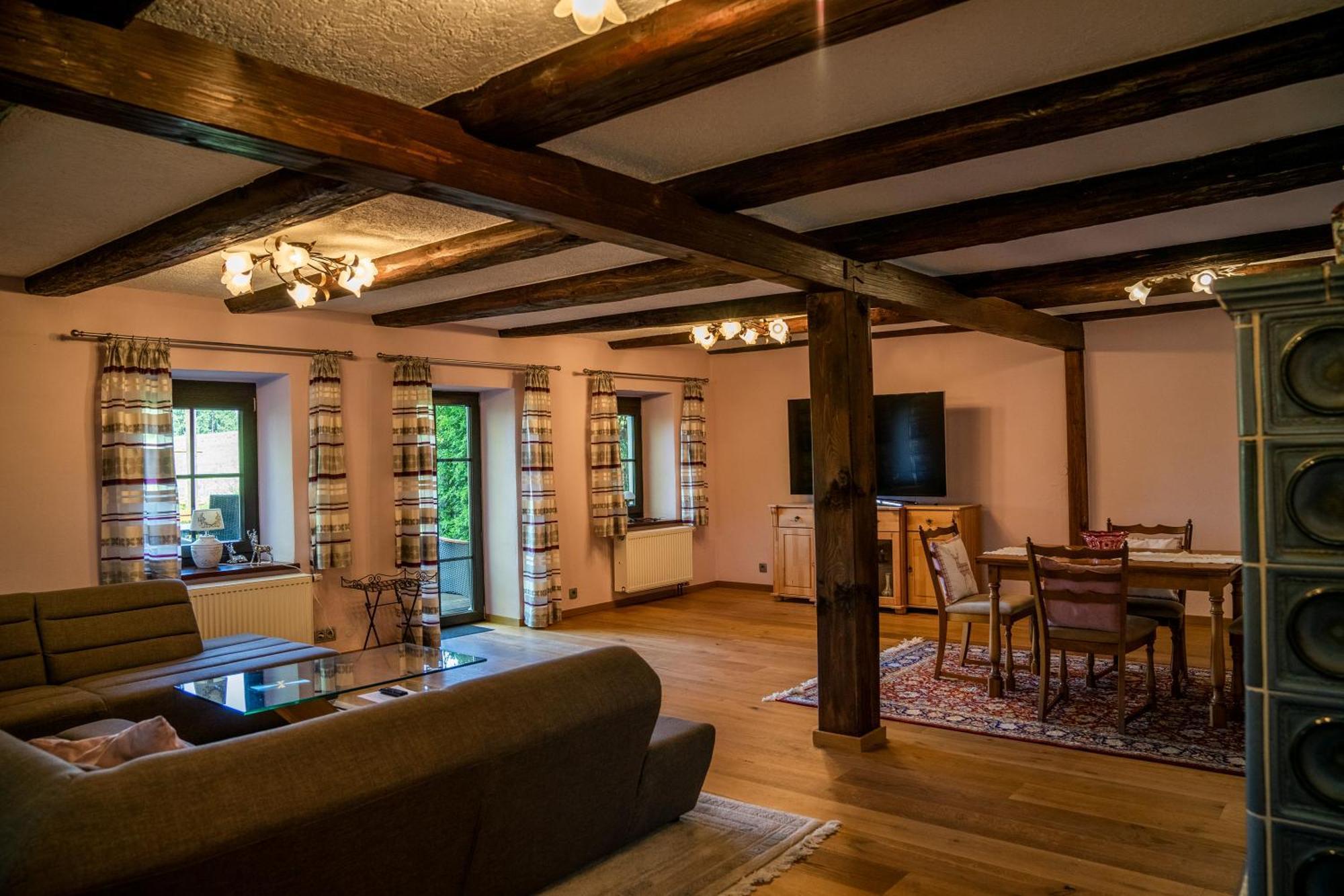 Ferienhaus Schmiedehof Hitzing ภายนอก รูปภาพ