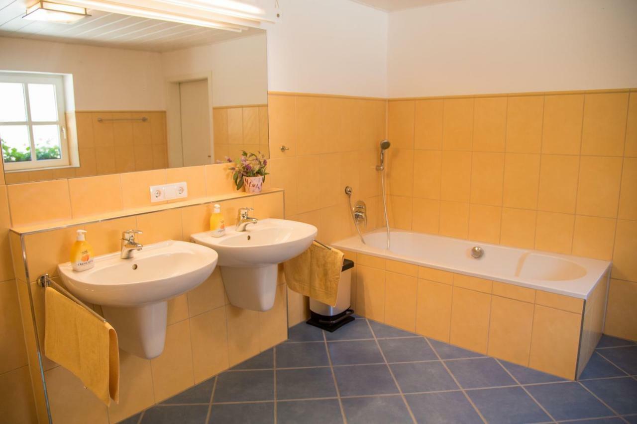 Ferienhaus Schmiedehof Hitzing ภายนอก รูปภาพ